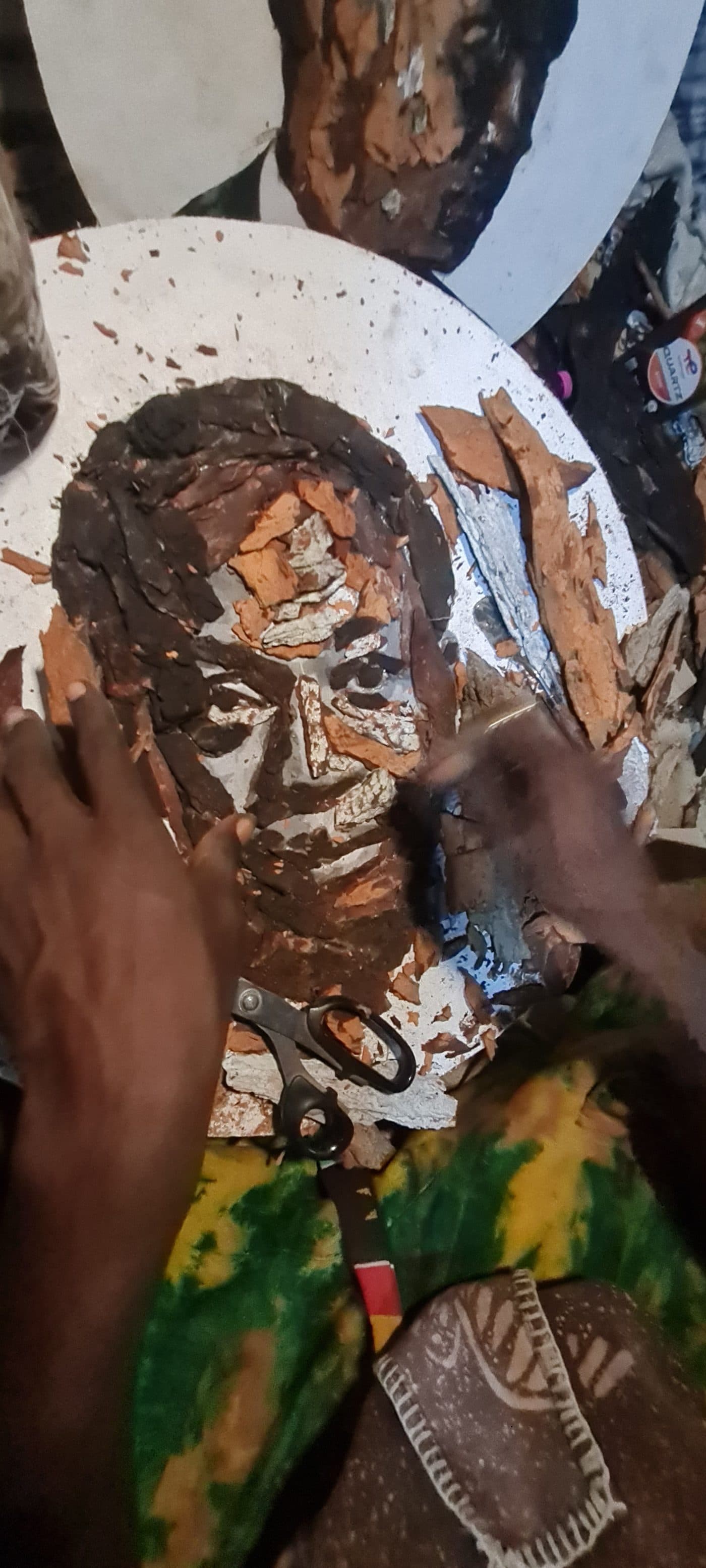 A Nipadua bark portrait taking shape in the studio